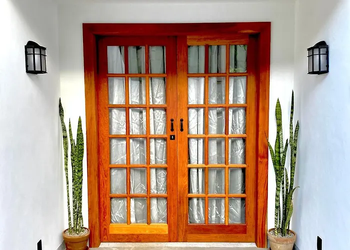 Emerencias Inn